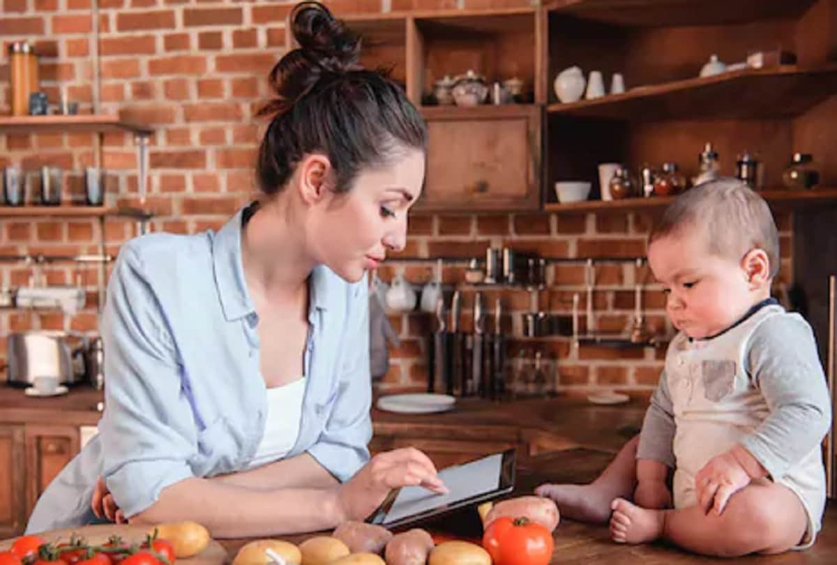 women start turning into their mom