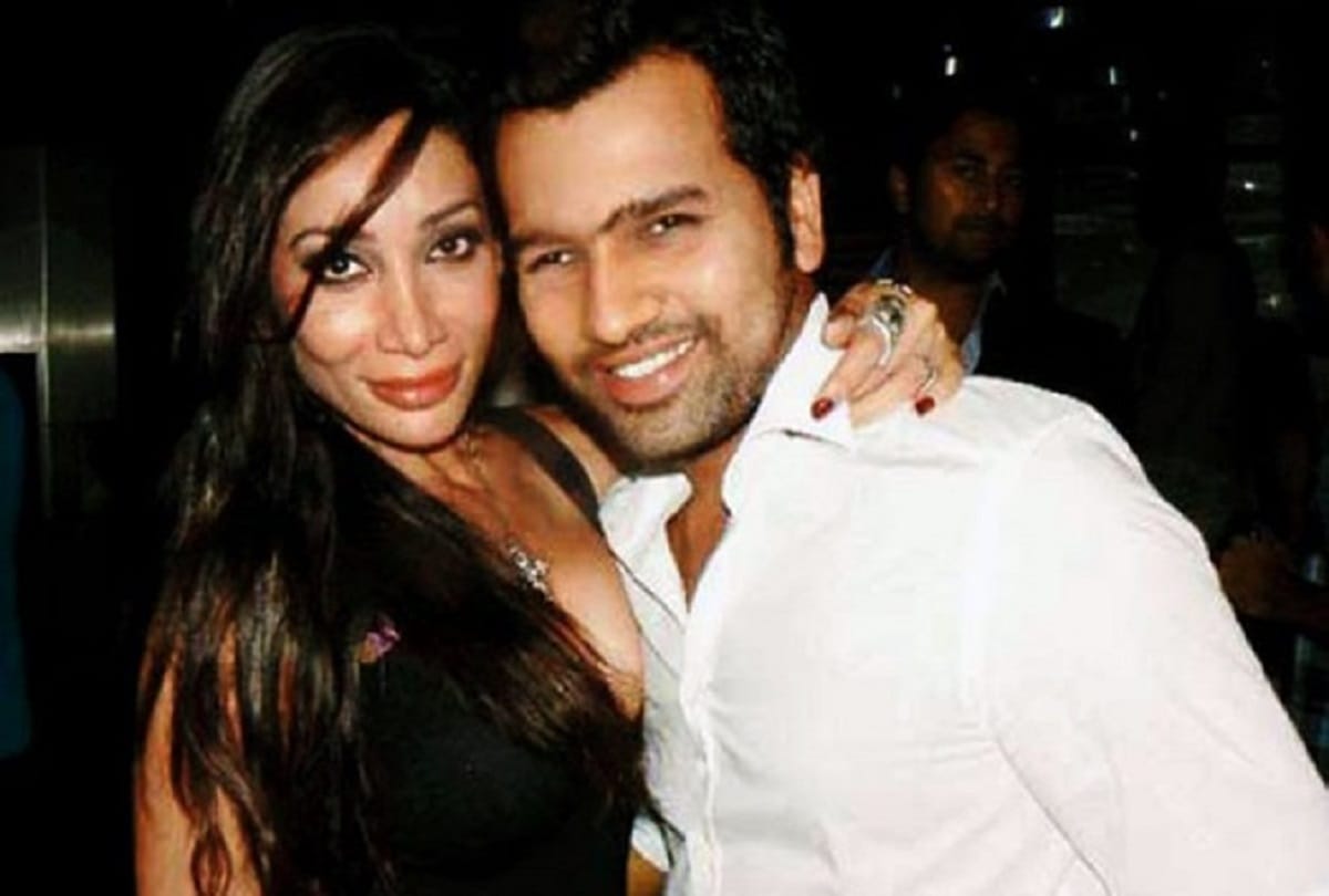 sofia hayat told about breakup with rohit sharma