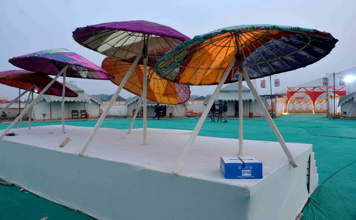 Narendra modi and mauritius PM will stay in special tent during NRI summit