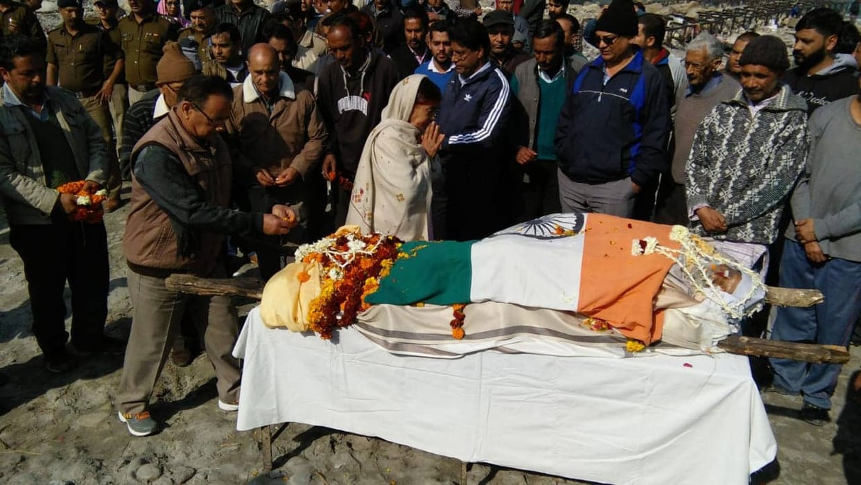Tree Man Vishweshwar Dutt Saklani cremation
