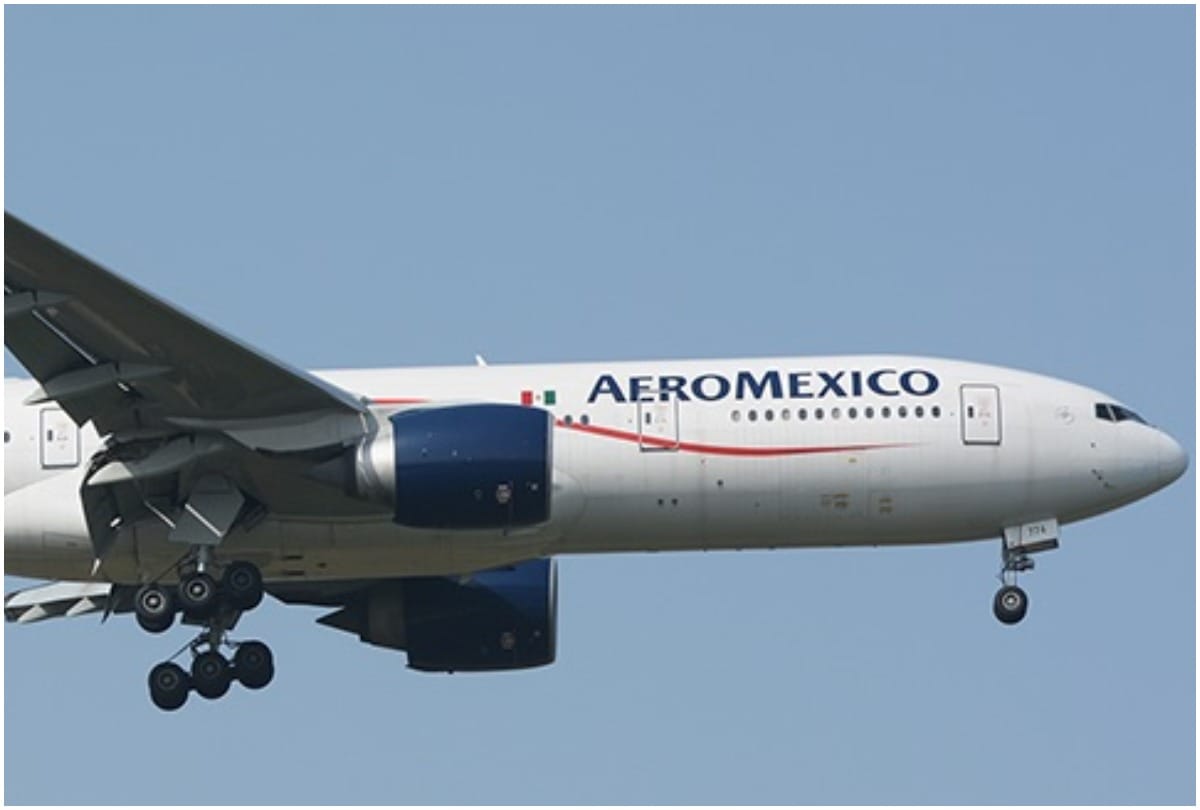 Aeromexico airline gives dna discount us mexico trump