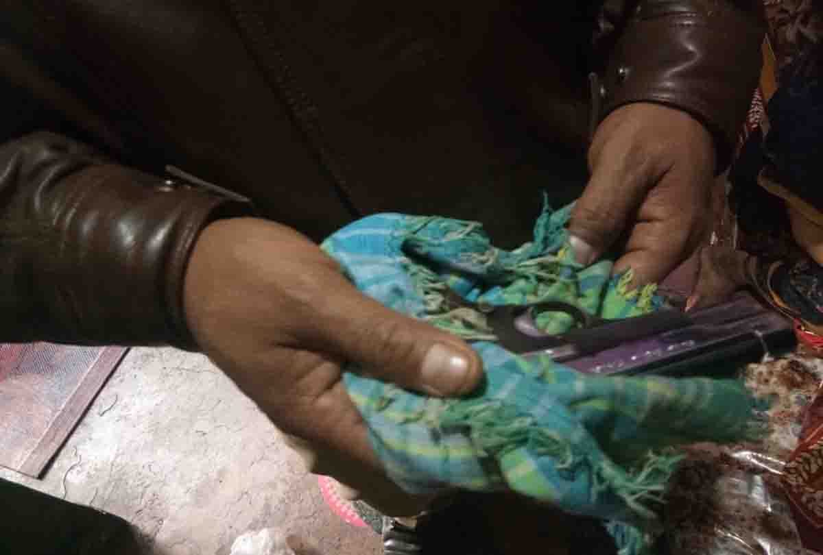 Brother blasted electronic businessman in prayagraj