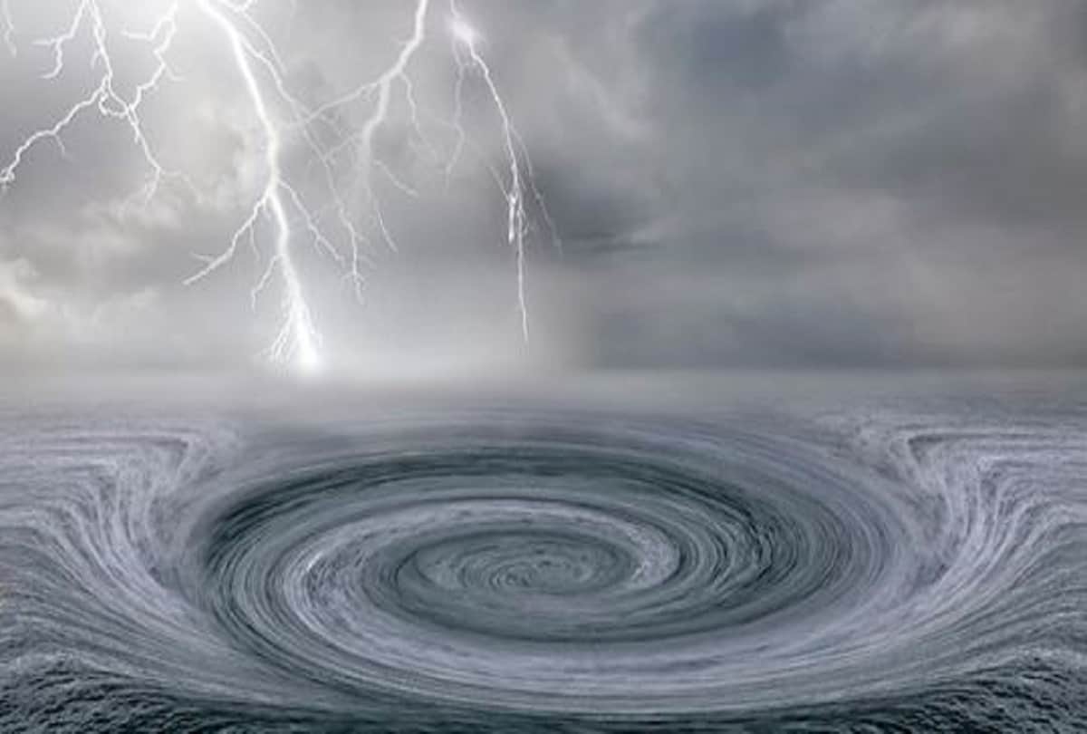 Mystery of Devils sea or Dragon Triangle of Japan know the Mysterious facts of New Bermuda Triangle