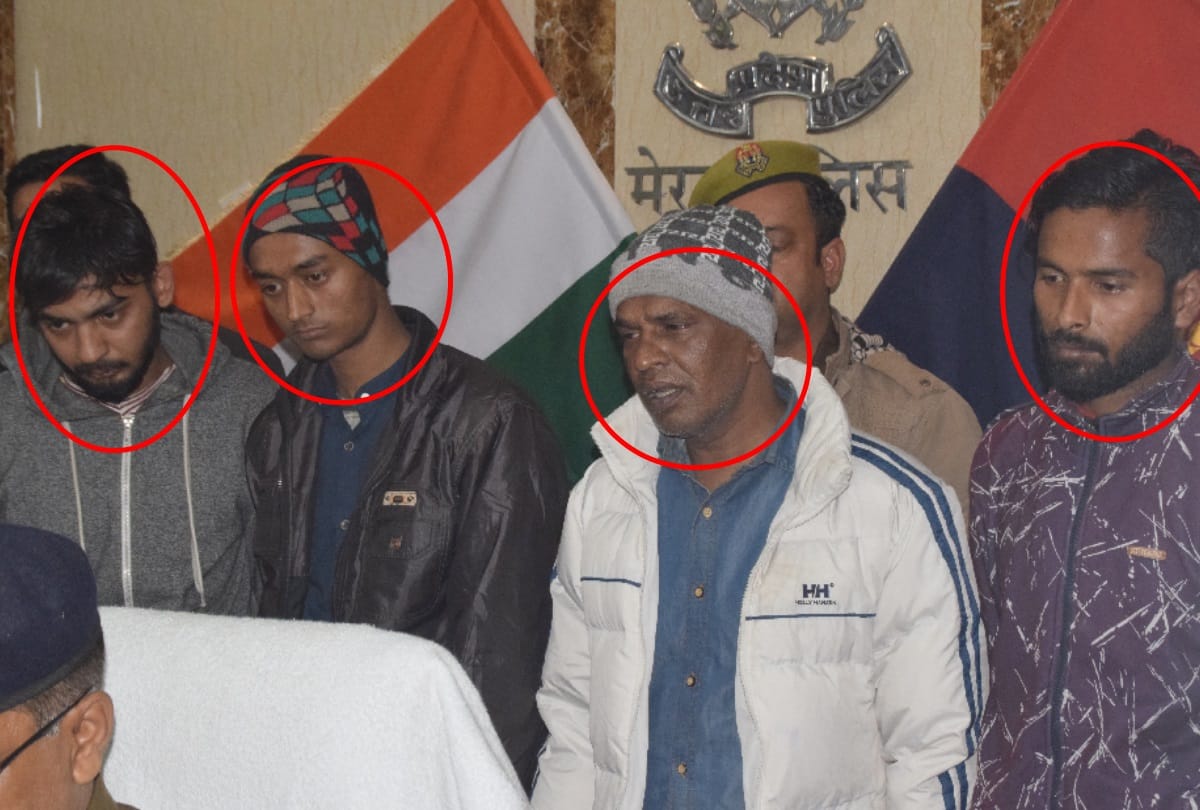 police arrested a fourth pass gang has replaced the IMEI number of mobiles by learning from YouTube