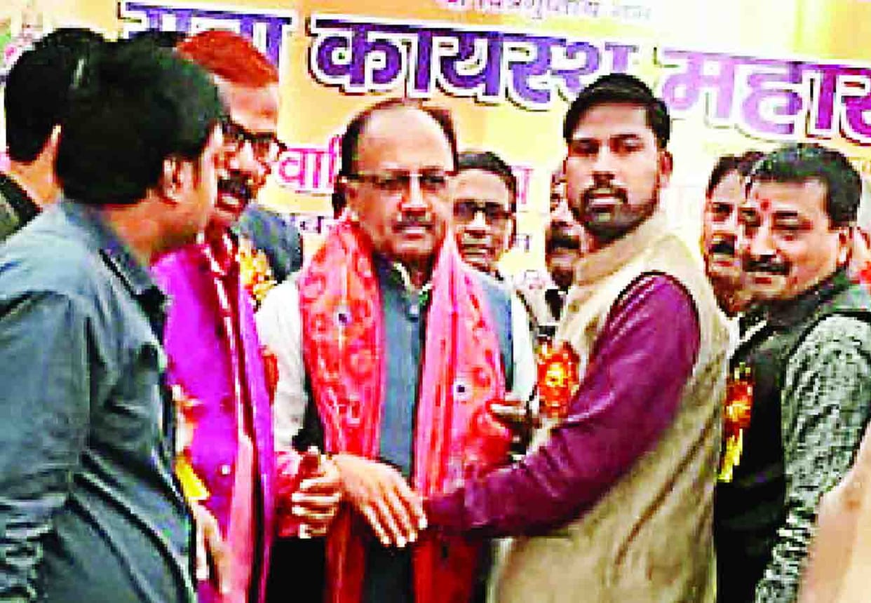 health minister siddharth nath talk about akhilesh yadav mayawati and rahul gandhi