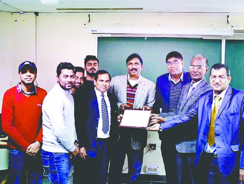 एमएमएमयूटी को सर्वश्रेष्ठ स्टूडेंट ब्रांच का पुरस्कार