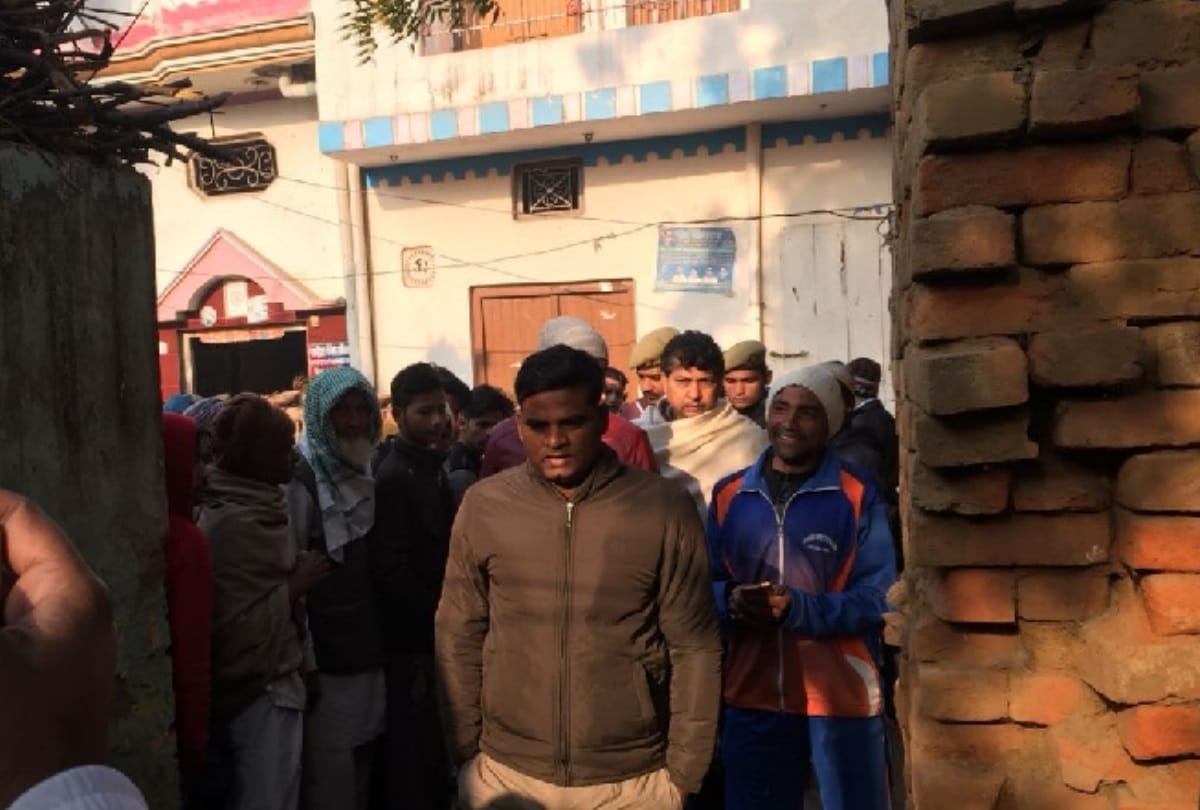 Wife murder her husband by attacking with a knife in muzaffarnagar