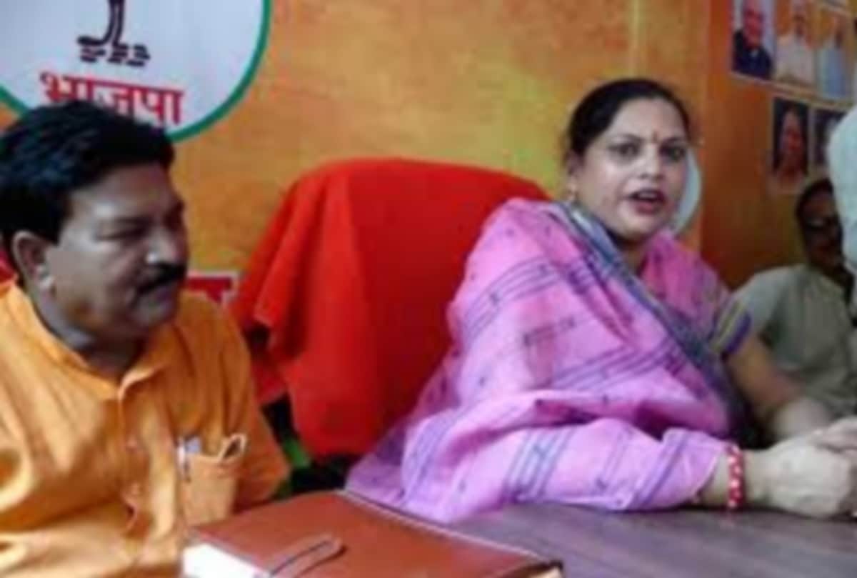 Know about BJP MLA sadhna singh who gave statement on mayawati