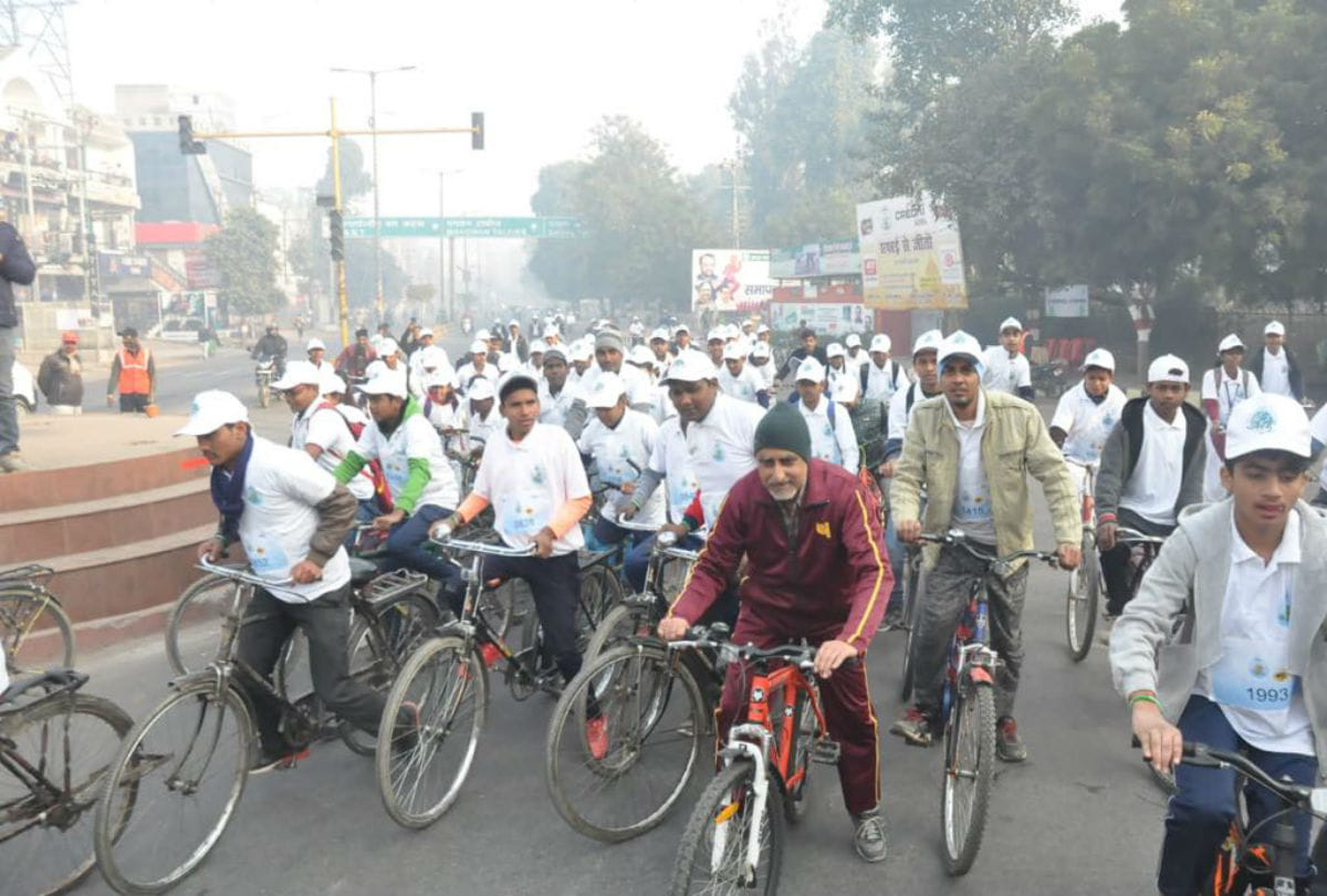 Saksham Cycle Rally for save environment in agra