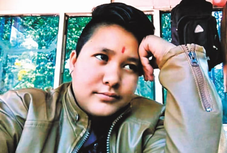 Weird, Boy Commits Suicide, Found Girl in Postmartum