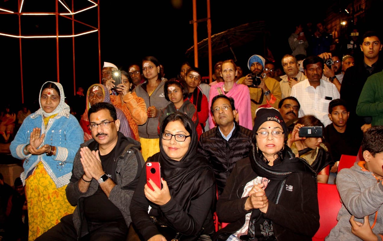 Pravasi bhartiya diwas is strat from world famous ganga aarti at varanasi