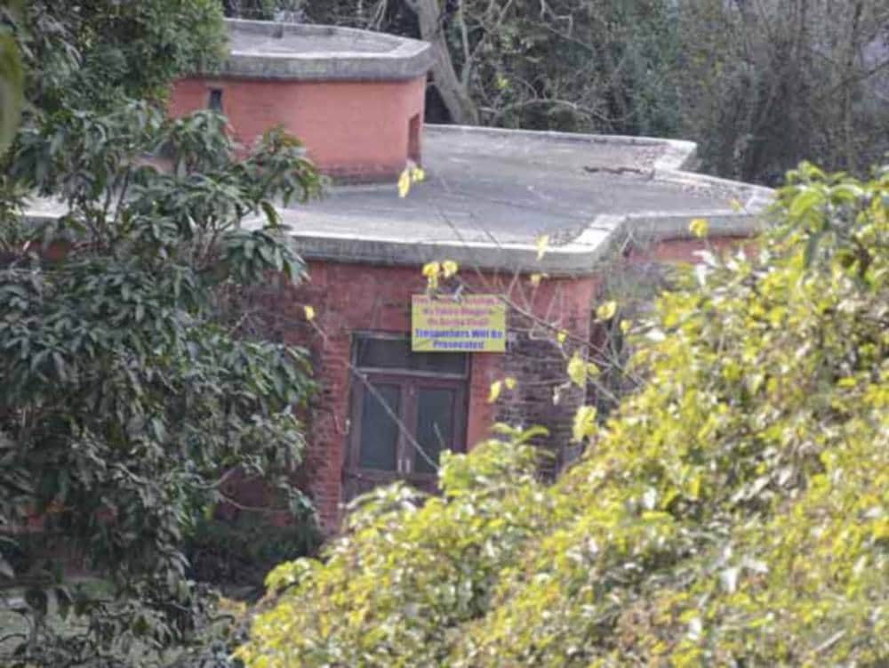 Dehradun News: Actress amrita singh mama property case SIT Constituted for Investigation