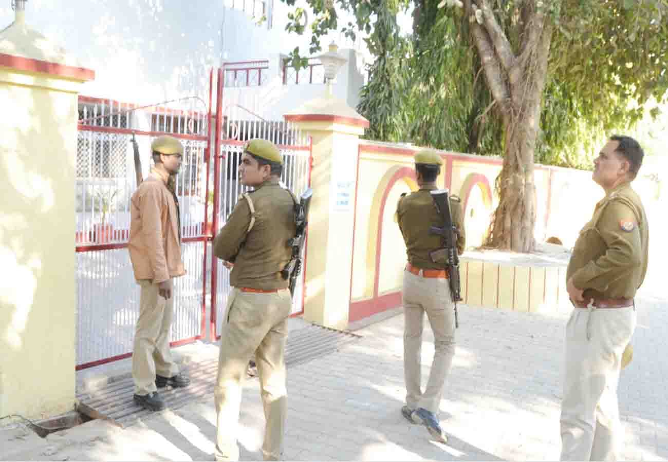 CBI reached Hamirpur in illegal mining case