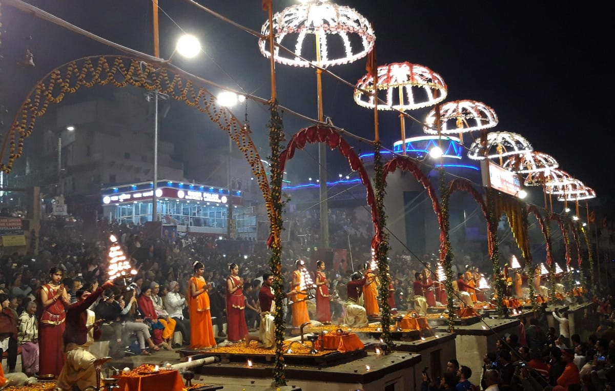 Ganga Aarti will be broadcast on LED screen in varanasi