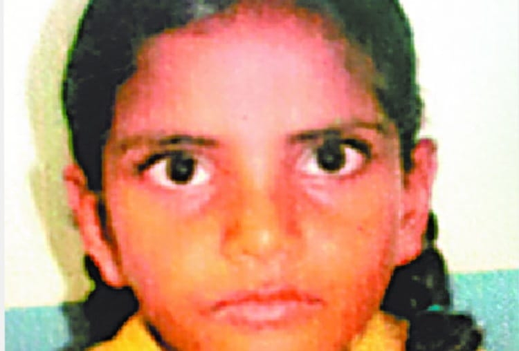 dead body of girl found in a river in sitapur