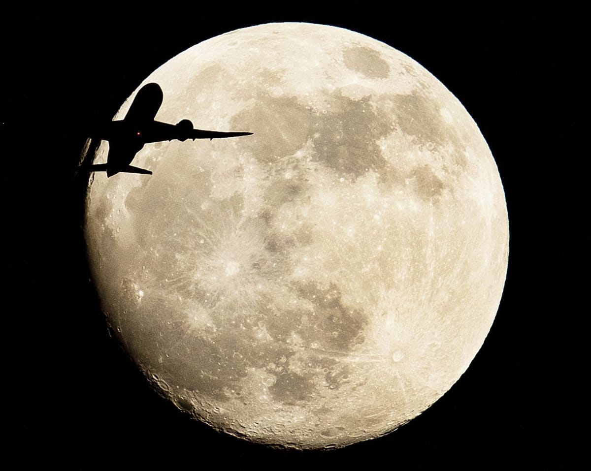 Pictures of Super blood wolf moon in world