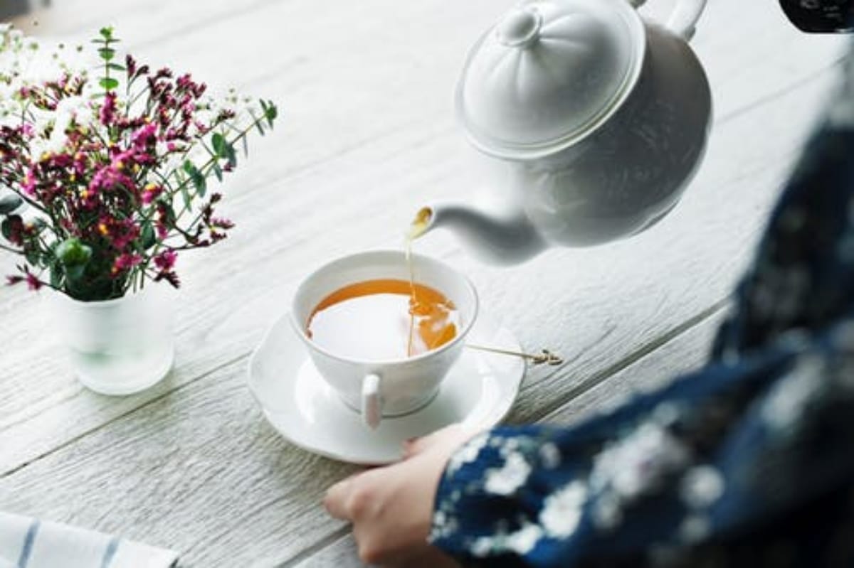 drinking tea improve brain health and cognitive skills says study