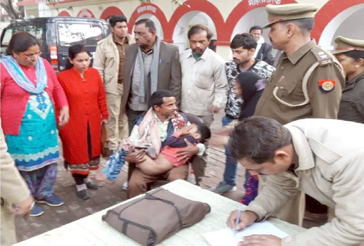 Harsh firing shot a 7-year-old child in lakhimpur khiri
