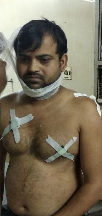 घर लौट रहे बैंक कैशियर पर हमला