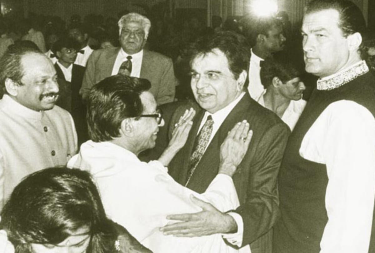 bal thackeray death anniversary Special Connection With Bollywood