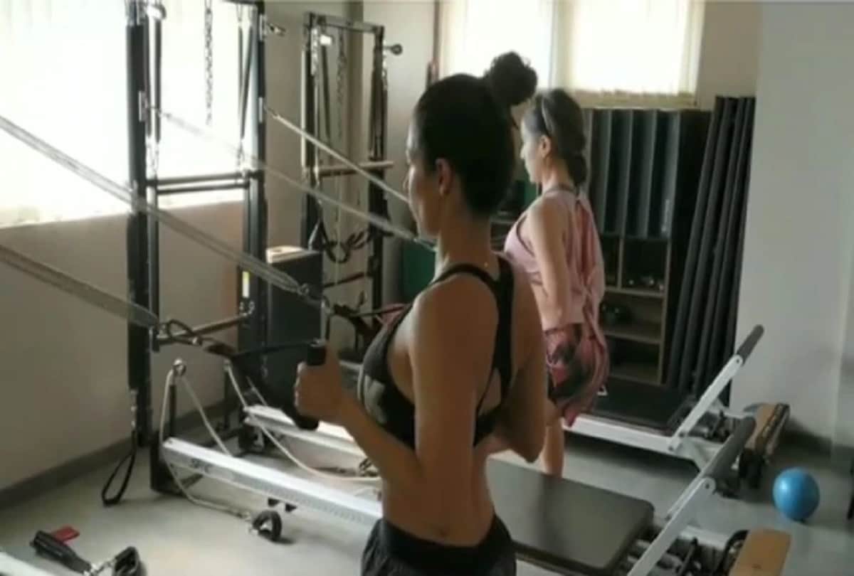 sara ali khan and malaika arora workout video viral on social media