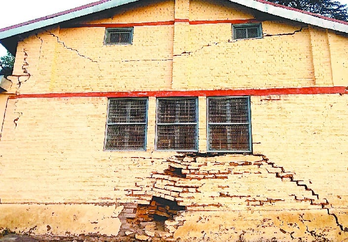 GIC's building damaged for eight years