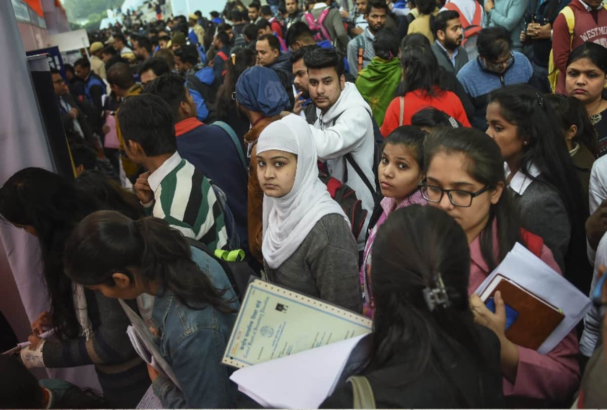 UP Metro recruitment 2019 apply for post of Assistant Manager and Public Relations Assistant