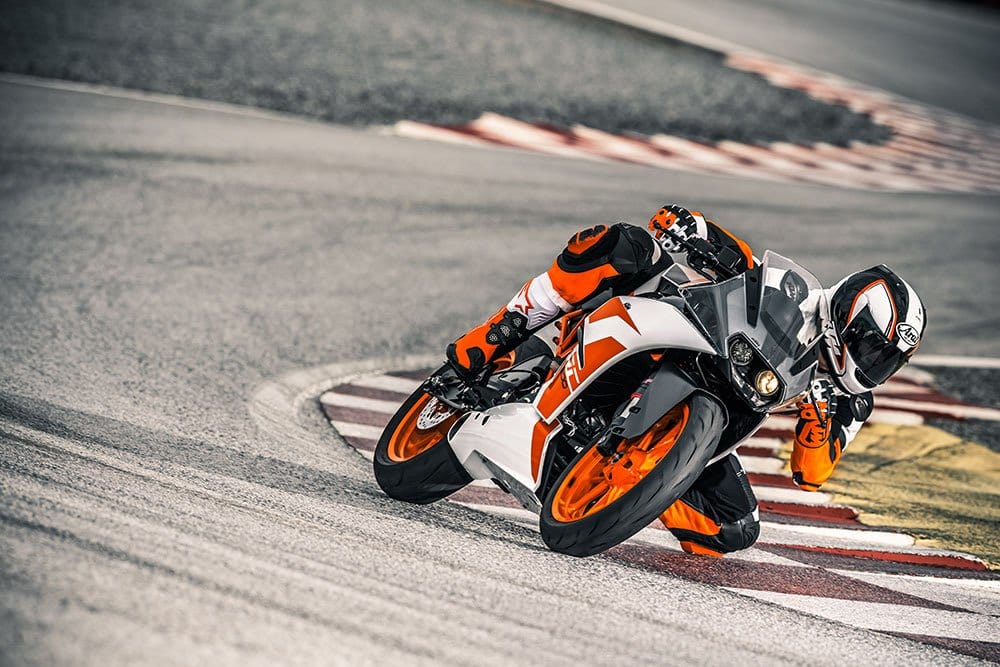 KTM Sports Bike RC 200 launched with dual channel abs, price at rs 1.88 lakh