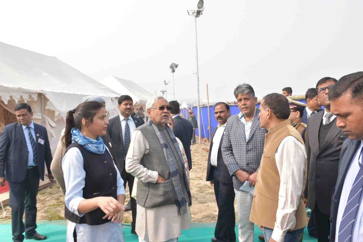 Bihar posted high rise in state gdp gujarat failed on job despite growth