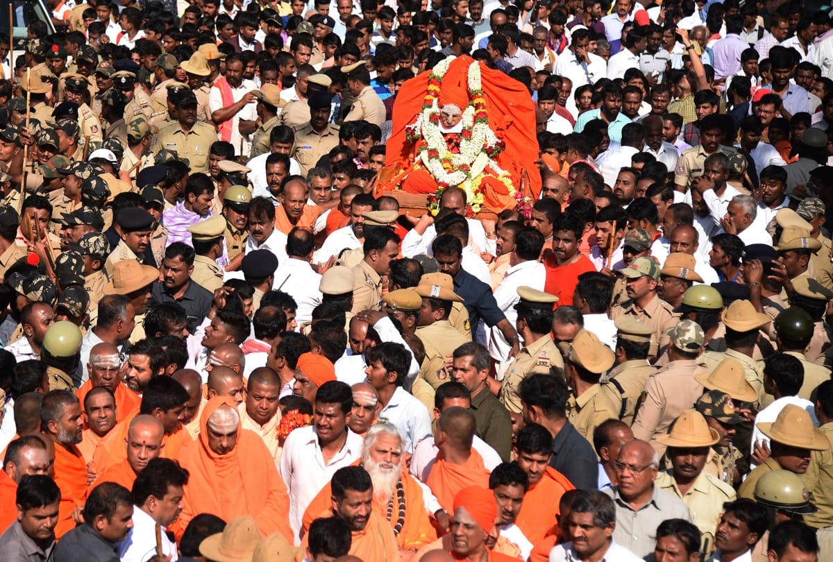 Shivakumara Updates know facts about shivakumara swami last rites updates