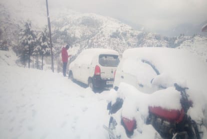 heavy snowfall recorded in many places of himachal pradesh
