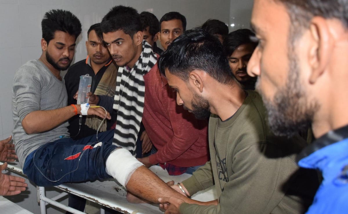 Firing during panchayat in azamgarh two injured