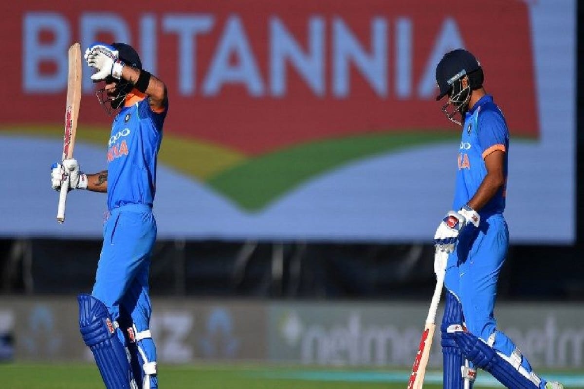 india vs new zealand first ODI stopped due to sun