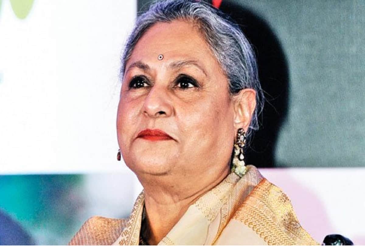 Jaya Bachchan Suffering From Claustrophob revealed by Shweta Bachchan Abhishek Bachchan