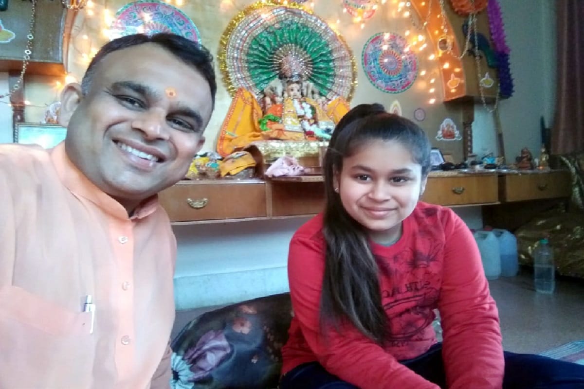 Meerut, national girls day, daughter's selfie with parents at workplace in West UP