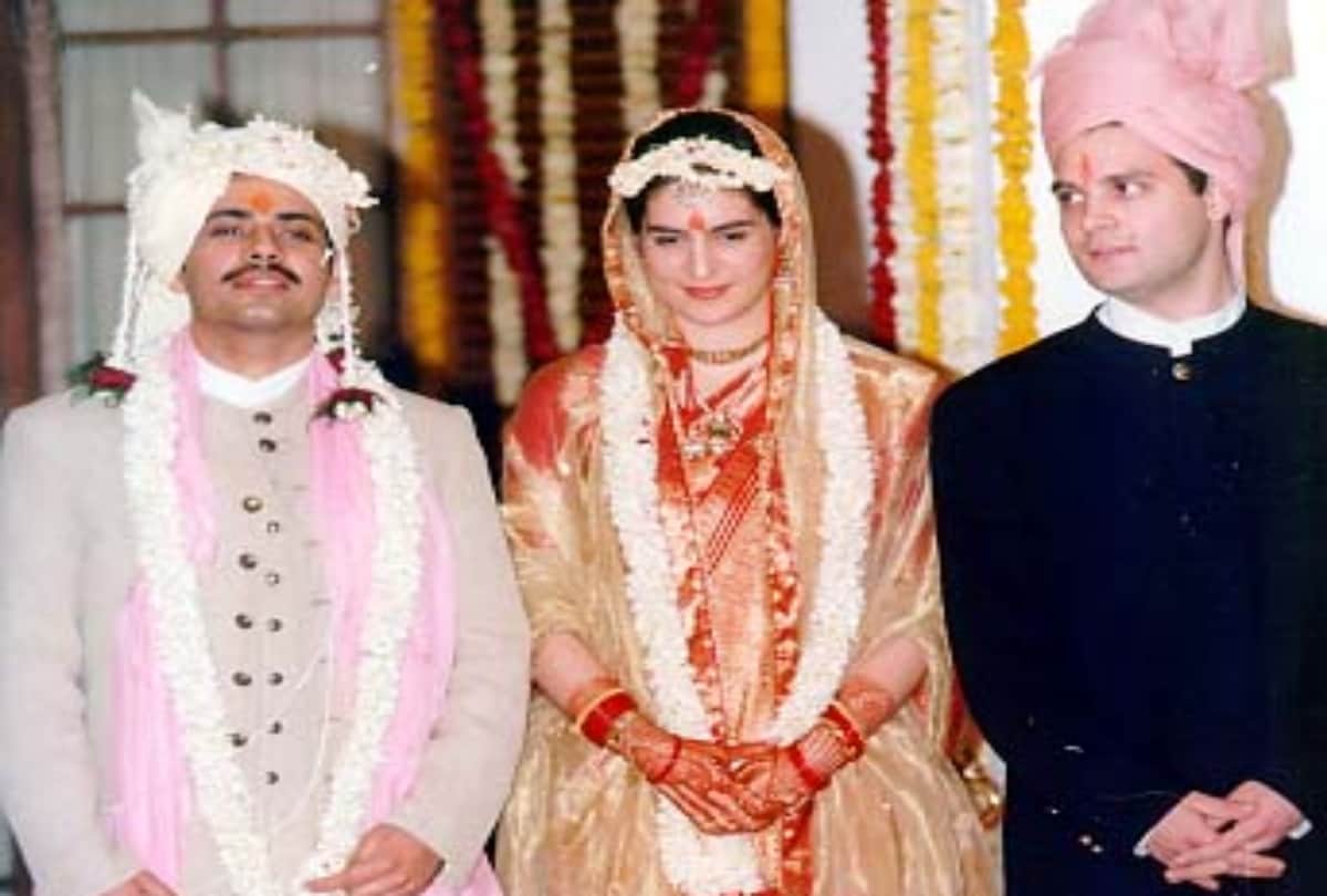 valentine day 2019 priyanka gandhi robert vadra love story very filmy style