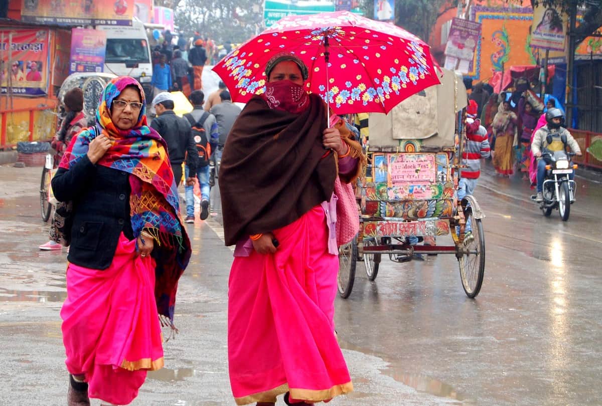 kumbh 2019: Unseasonable raining create problems for devotees in kumbh prayagraj