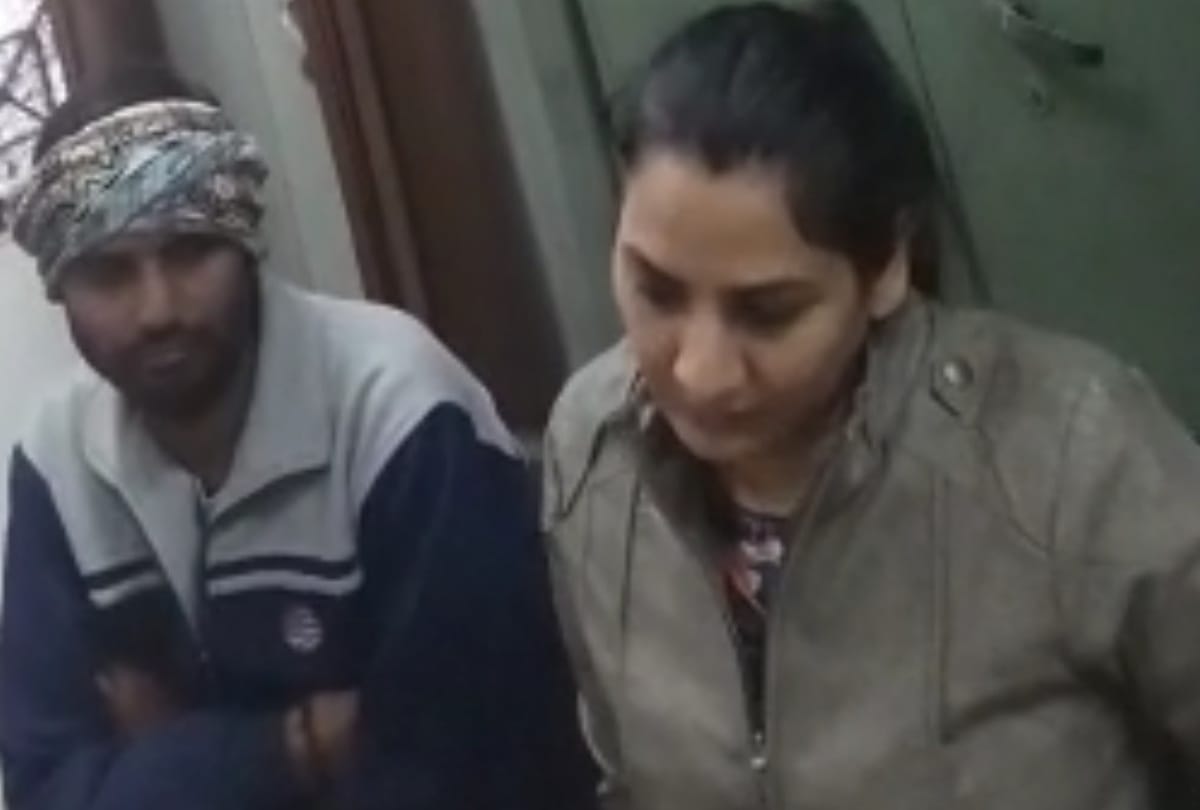 some miscreants fire on delhi lady don sonu punjaban car, police suspect its work of her only update