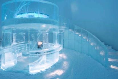 sweden ice hotel that melt into river in spring season