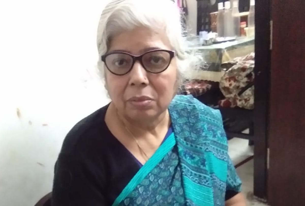 seventy years old  woman fights with robber in lucknow