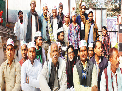 Protest against street scam