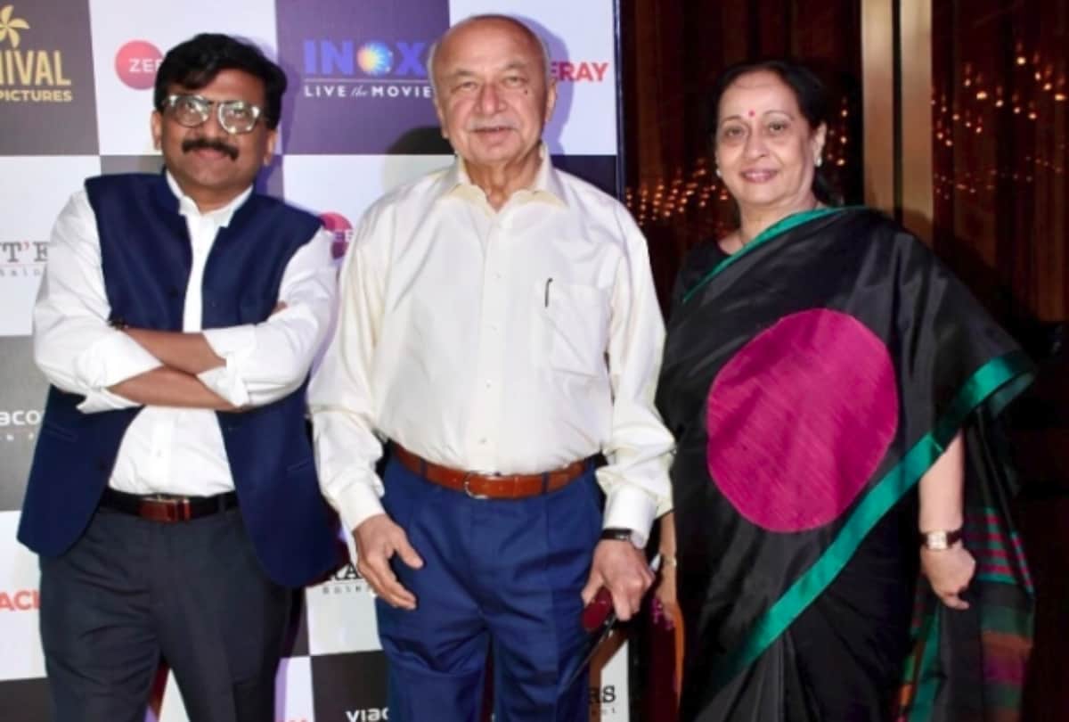 Uddhav Thackeray to Nawazuddin Siddiqui these bollywood actor reached Thackeray Special screening