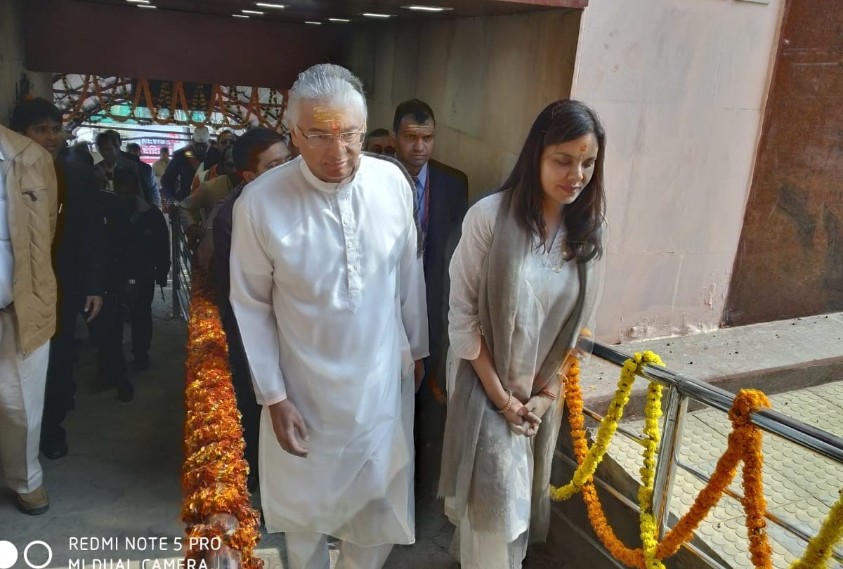 Kumbh 2019: latest photo Mauritius PM Pravind Jugnath in prayagraj
