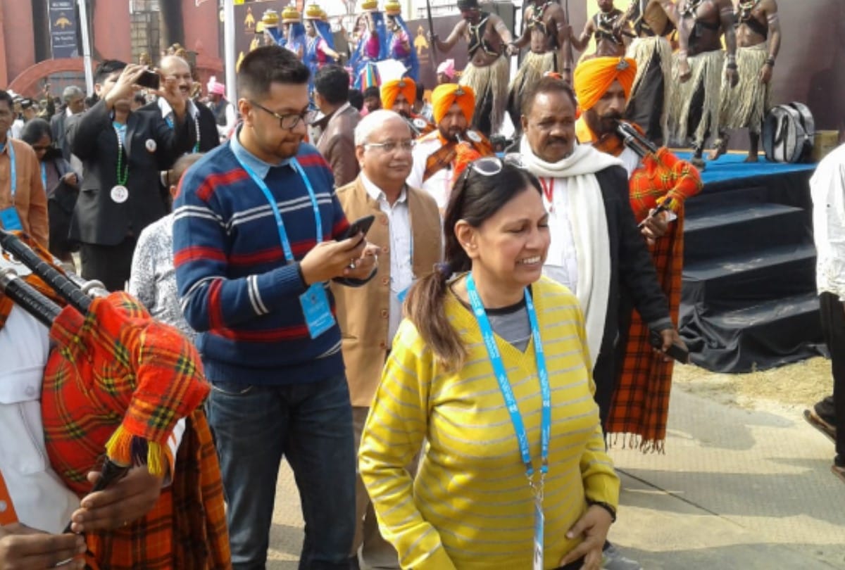 Kumbh Mela 2019 NRI visit to sangam for Kumbh snan in prayagraj