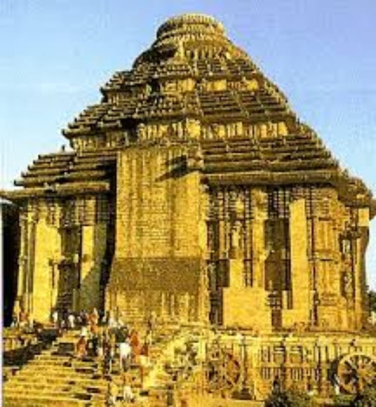 7 historical temples located in Pakistan, Muslims also bow their heads