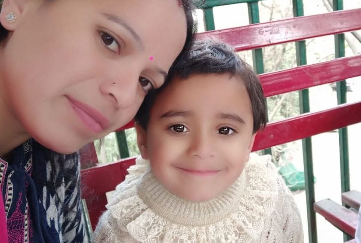 National Girls Day Selfie With Daughter At Workplace