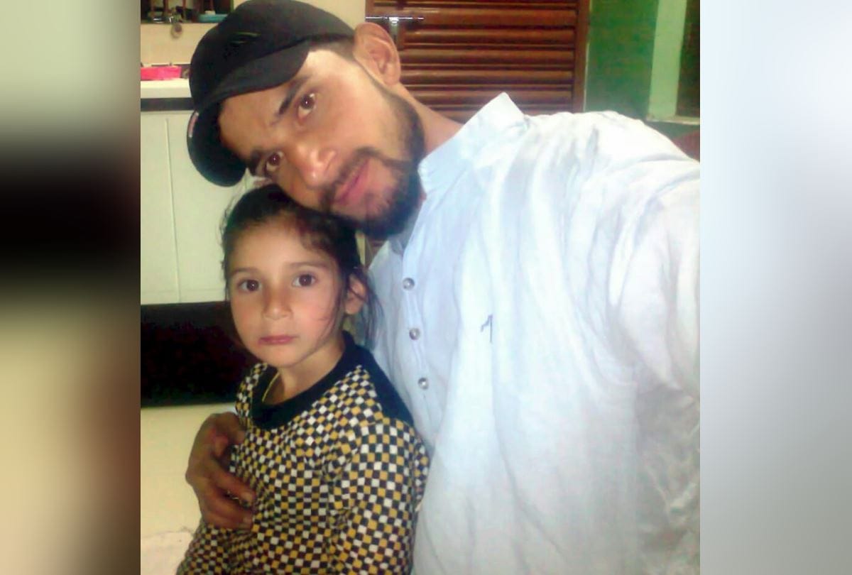 National Girls Day Selfie With Daughter At Workplace