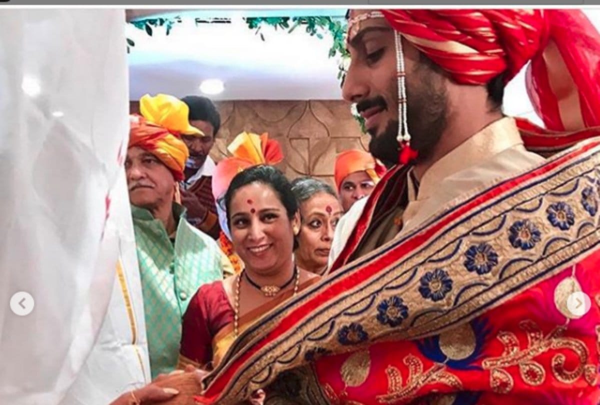 prateik babbar and sanya sagar get married look at the beautiful photos