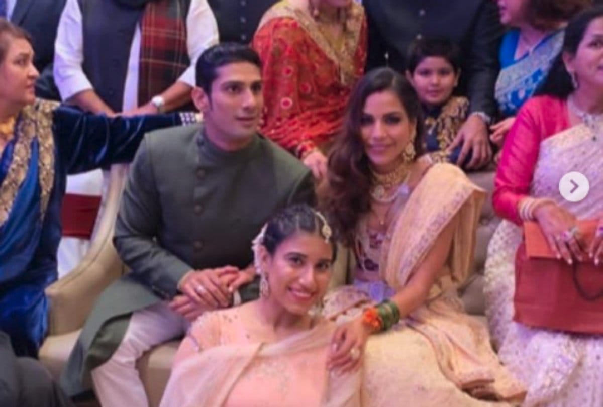 prateik babbar and sanya sagar get married look at the beautiful photos
