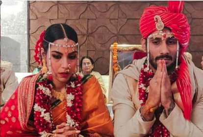 prateik babbar and sanya sagar get married look at the beautiful photos